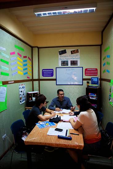 12.Business English.jpg