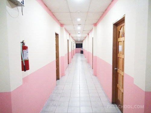 celc_2층 기숙사 복도-004.jpg