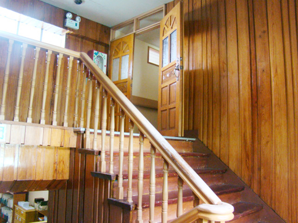 r9.jpg