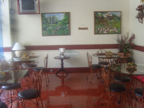 S1034351.jpg