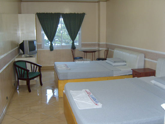 S1035144.jpg