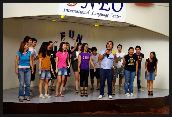 neo-120602.jpg