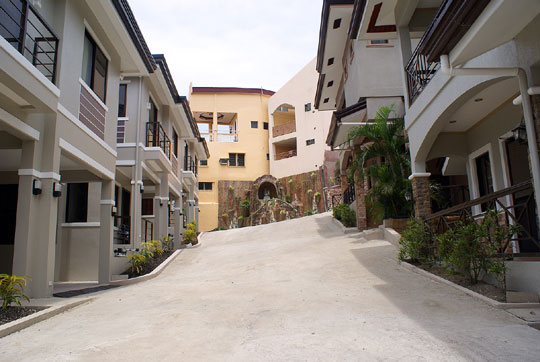 DSC10305-copy.jpg