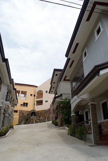DSC10325-copy.jpg