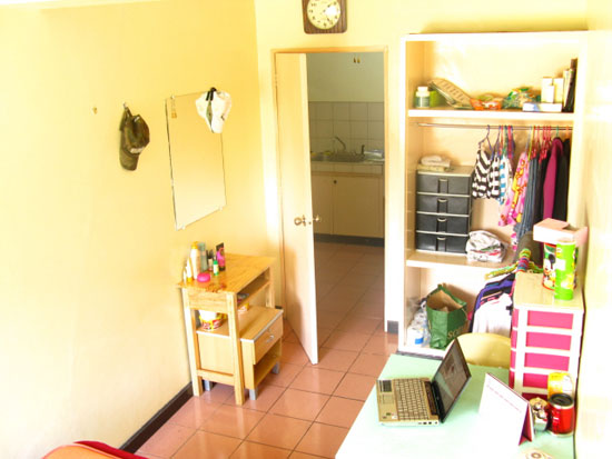 room02.jpg